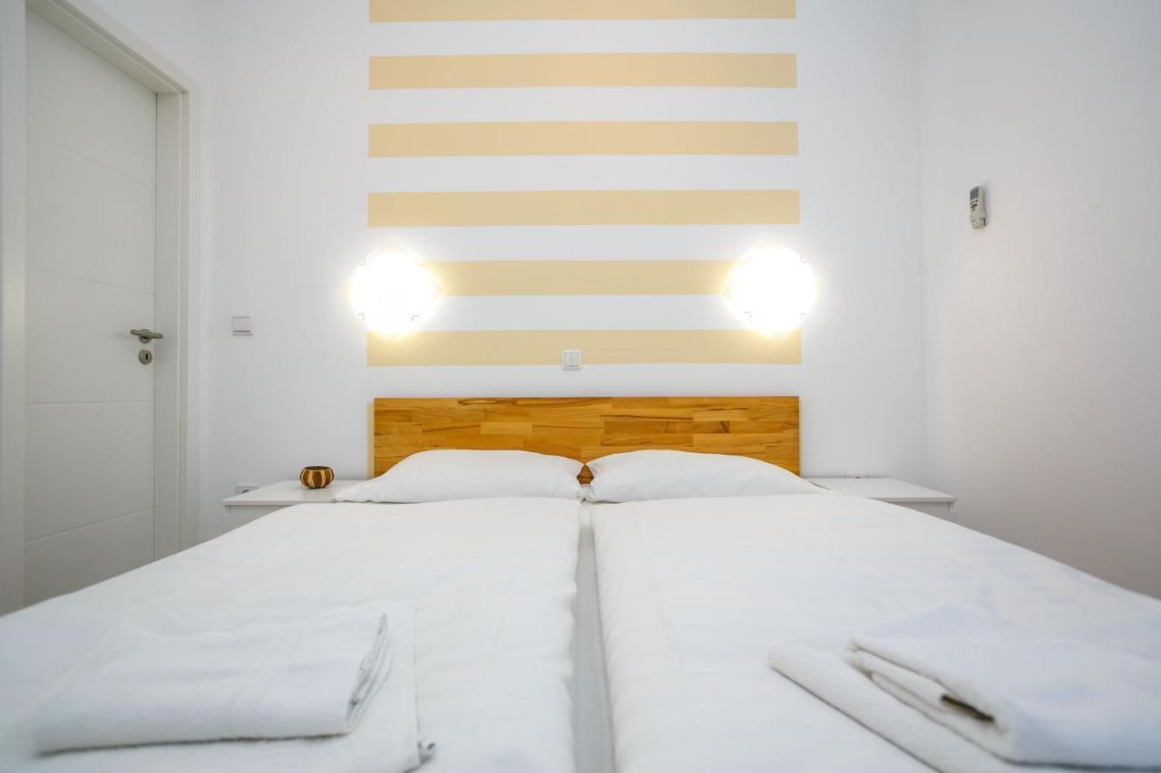 Guesthouse Halilagic Krk Town Buitenkant foto
